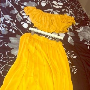 Never worn two piece set XL